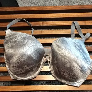 Maidenform Grey Cheetah Print Bra 38DD